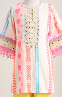 Handloom Cotton Kurta paired with Silver Lurex Pants. Detailed with mirror lace.