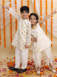 Mishti Off White Kurta and Dhoti Set For Girls