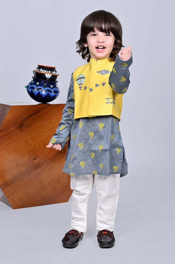 Grey Balloon Printed Kurta With Embroidered Jacket Churidar Set