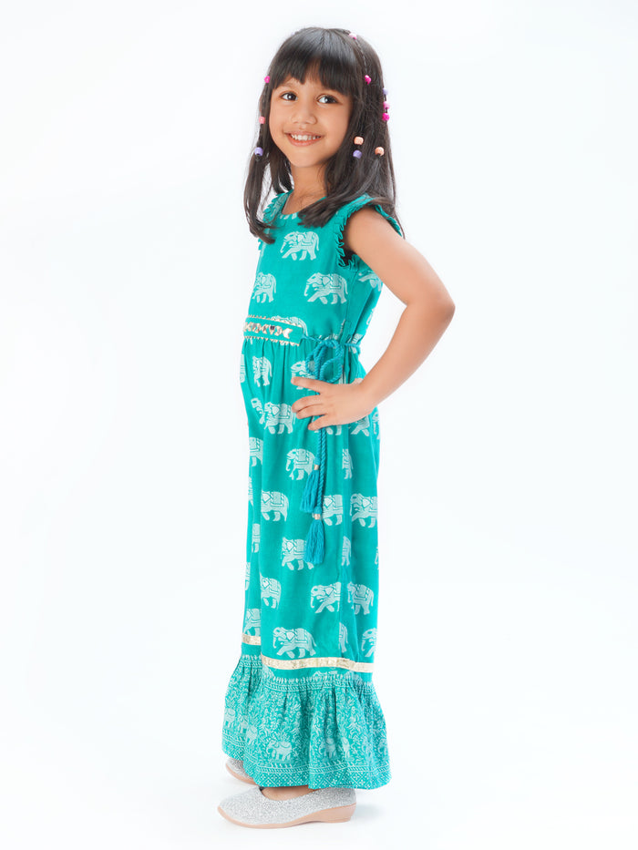Trunk Tales Girls Green Jumper With Flared Bottom