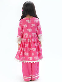 Trunk Tales Girls Pink Kurta With Pant Set