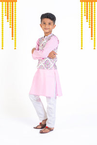 Pink Cotton Kurta And Straight Pant With Floral Bandi