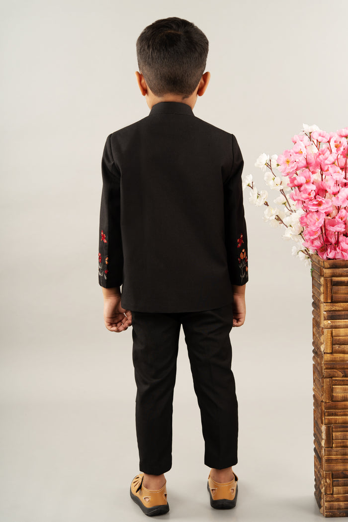 BLACK EMBROIDERED PRINCE COAT