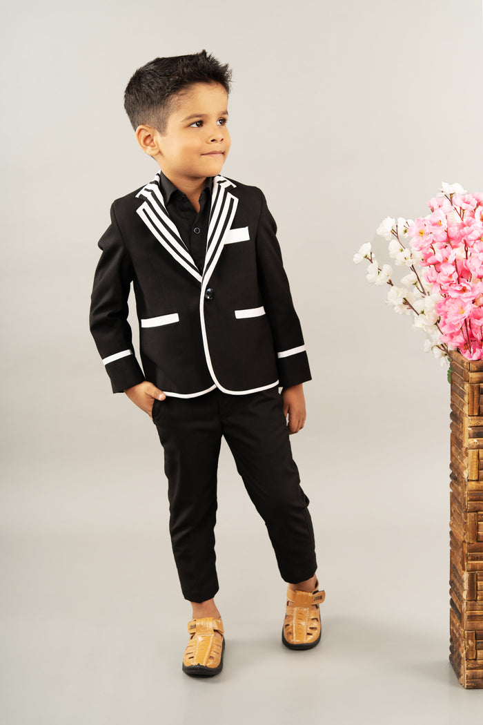 BLACK STYLISH COAT AND PANT