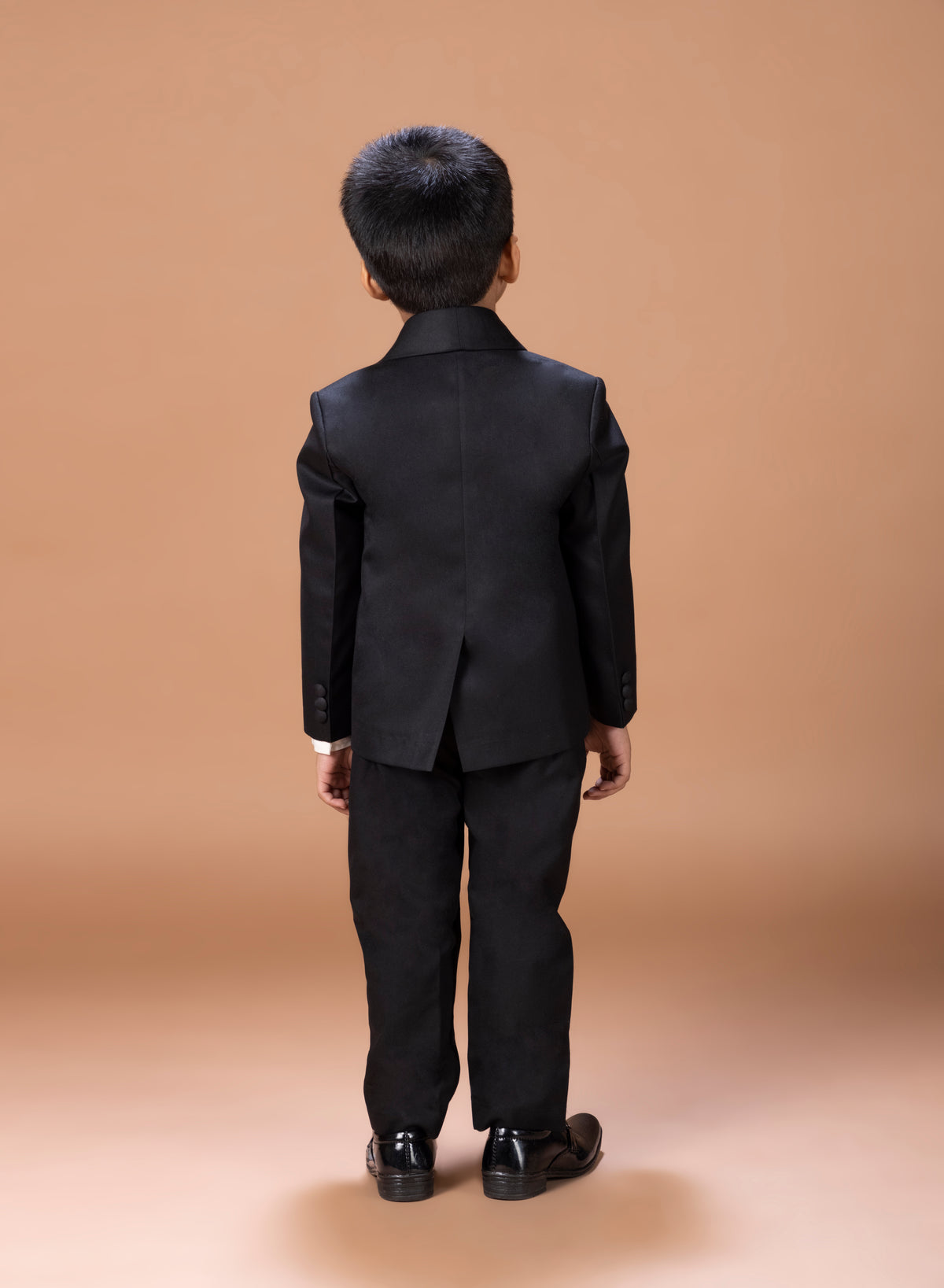 BLACK TUXEDO WITH HAND EMBROIDERY ON LAPLE AND FRONT WITH SHIRT PANT WITH BOW TIE SET