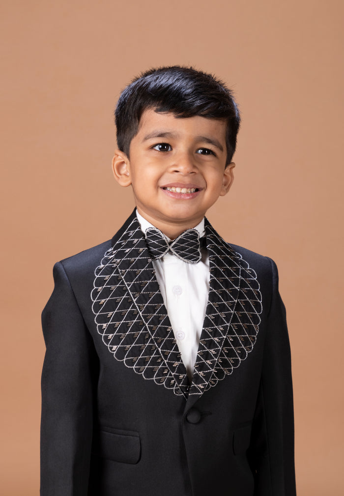 BLACK TUXEDO WITH HAND EMBROIDERY ON LAPLE AND FRONT WITH SHIRT PANT WITH BOW TIE SET