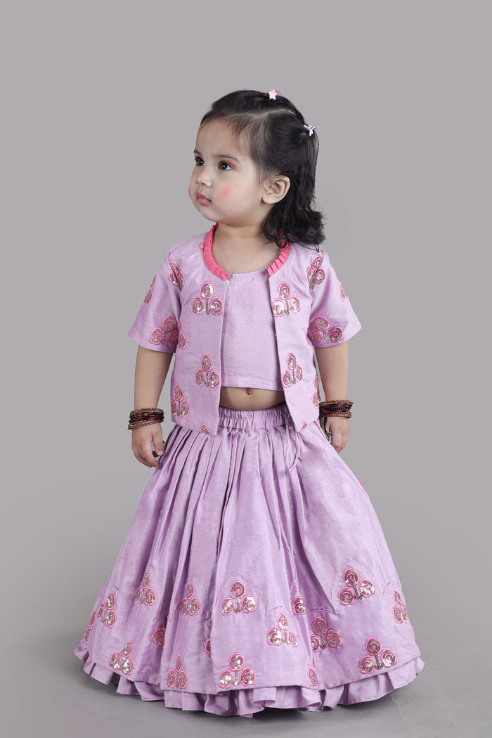 BLOUSE/GHAGARA