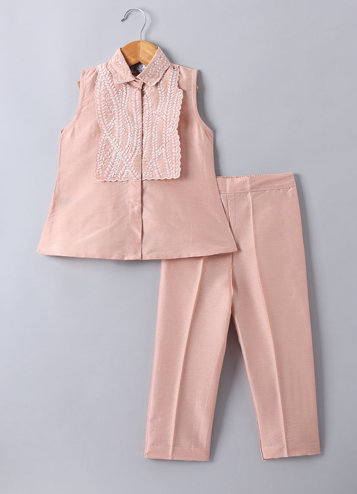 PEACH LEAFS HAND PAINTED EMBROIDERED CORD SET