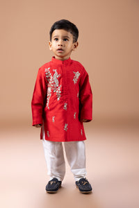 RED PEACOCK AND FLOWER ZARI EMBROIDERY KURTA WITH PAJAMA SETA