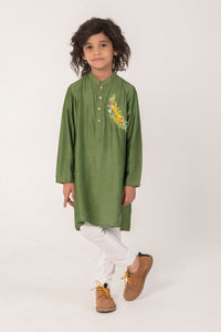 CHEST MOTIF GREEN KURTA