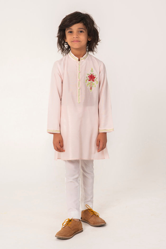 LOTUS EMBROIDERY CHEST MOTIF KURTA
