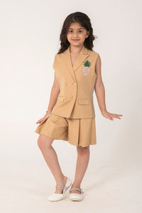 BLAZER SET WITH FORMAL SHORTS EMBELLISHED WITH PINEAPPLE EMBROIDERY