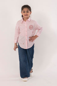 PINK SHIRT WITH BADGE MOTIF EMBROIDERY