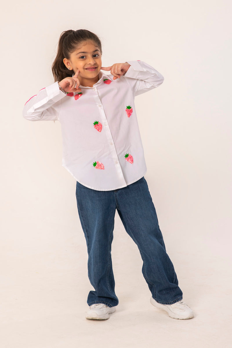 STRAWBERRY EMBROIDERED SHIRT DRESS