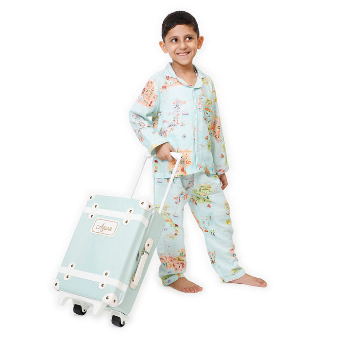 Born To Travel
