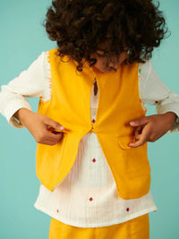 Soorajmukhi Boys Set With Reversible Nehru Jacket