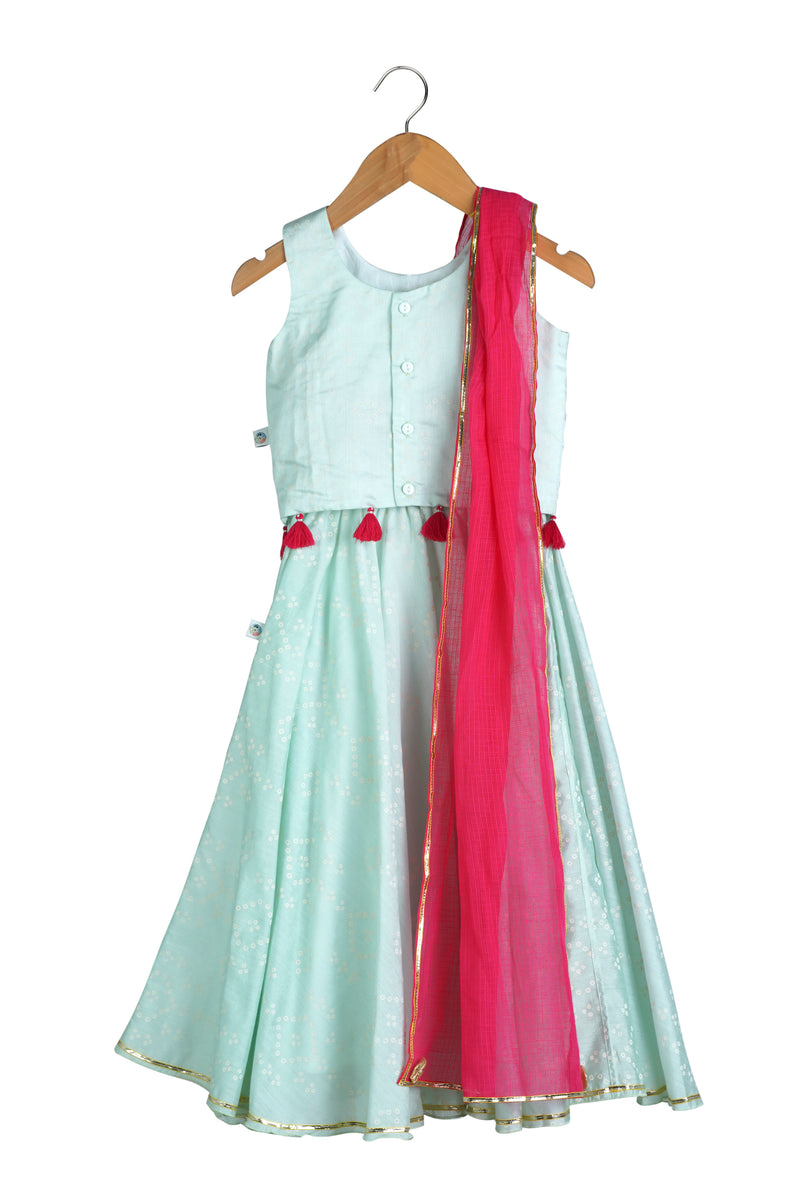 Bandhej Lehenga With Floral Embroidery